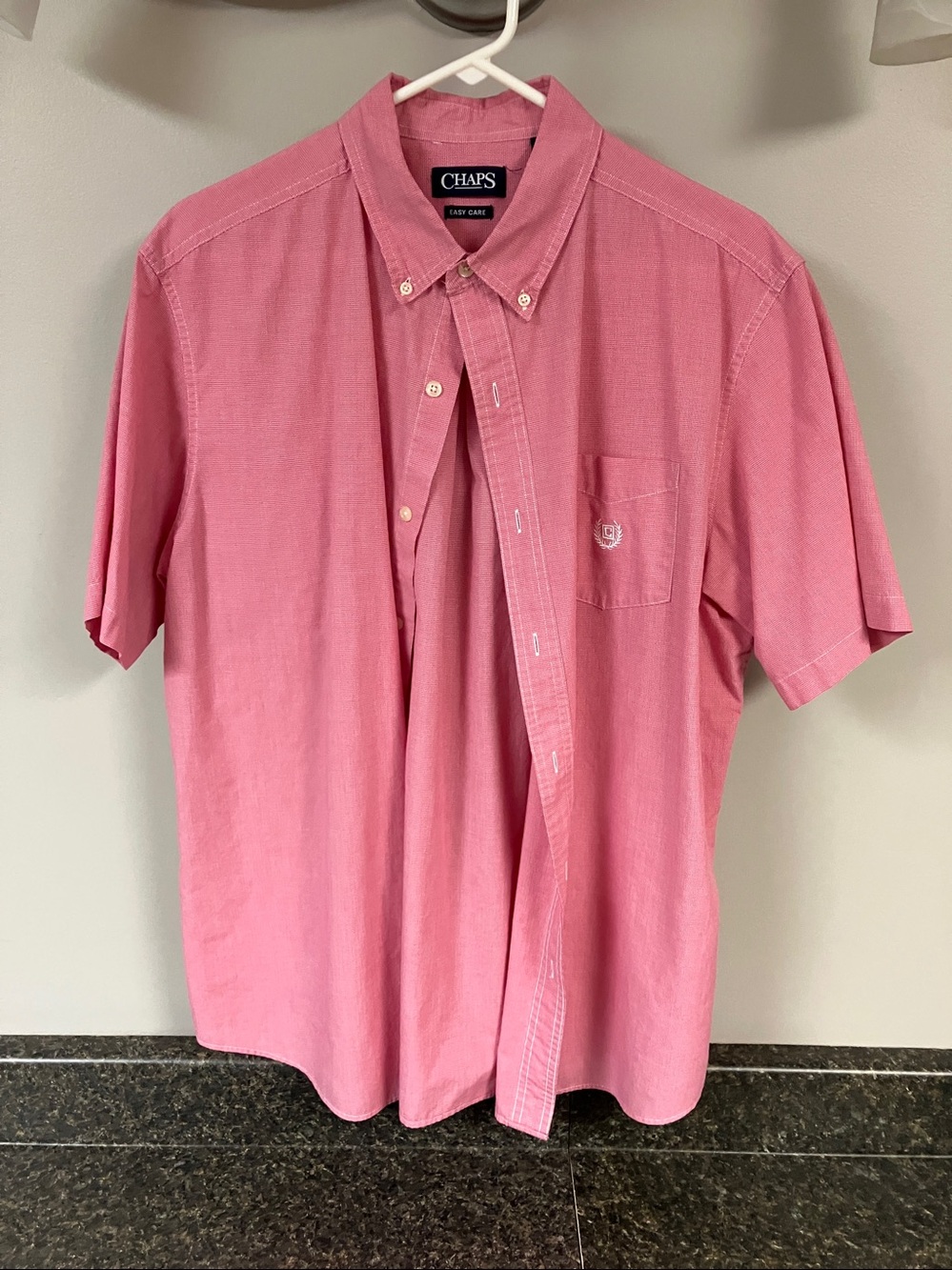 5 mens SS button down shirts
3 chaps , 1 cremieux , 1 van heusen all XL - Picture 6 of 11
